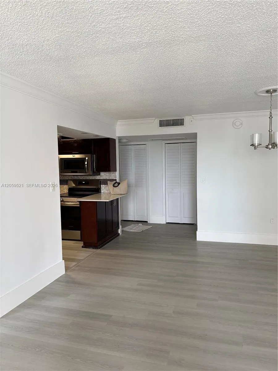625 Biltmore Way #501 Coral Gables, FL 33134