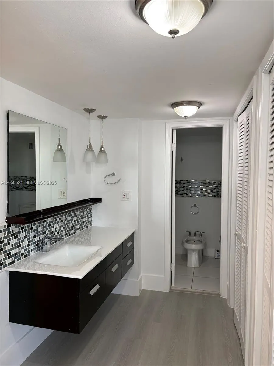 625 Biltmore Way #501 Coral Gables, FL 33134