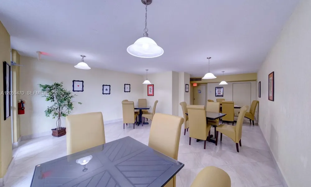 9273 Collins Ave #212 Surfside, FL 33154