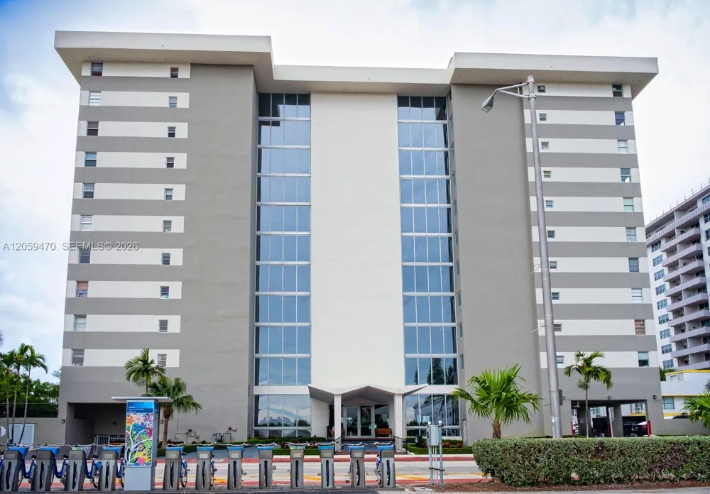 9273 Collins Ave #212 Surfside, FL 33154