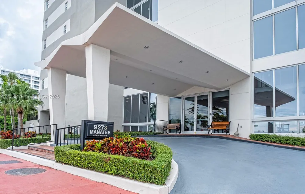 9273 Collins Ave #212 Surfside, FL 33154