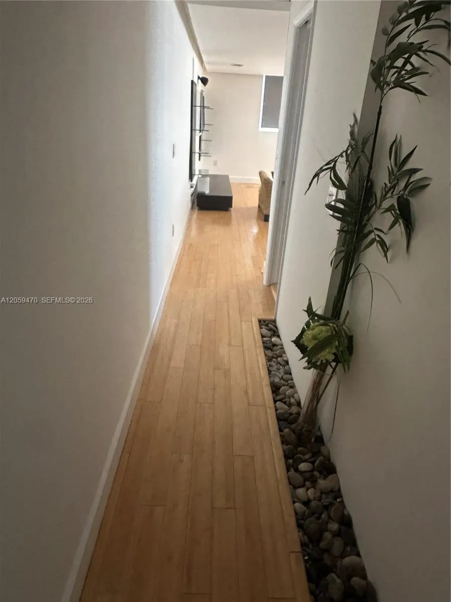 9273 Collins Ave #212 Surfside, FL 33154