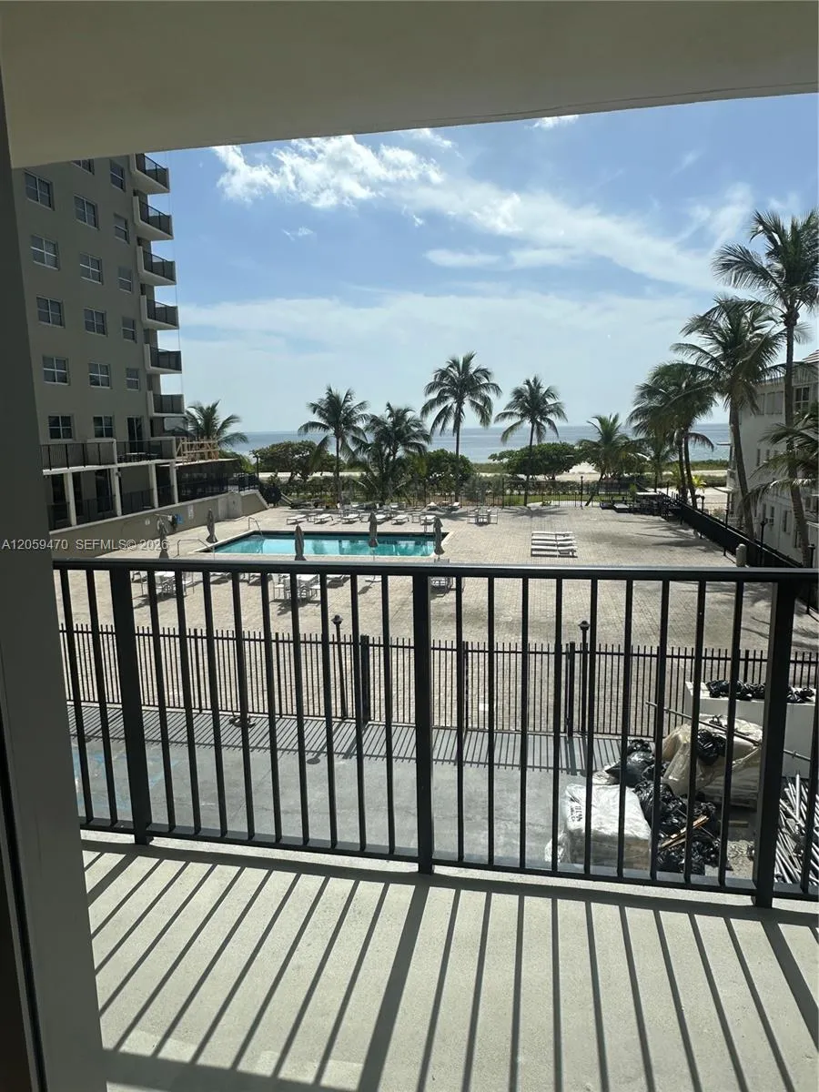 9273 Collins Ave #212 Surfside, FL 33154