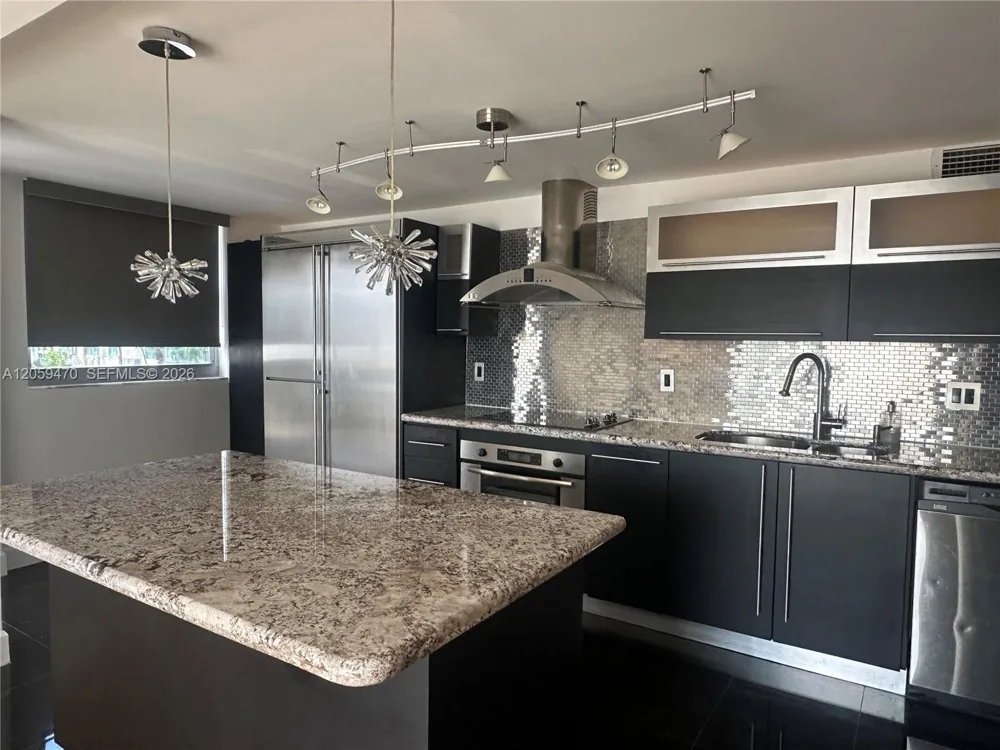 9273 Collins Ave #212 Surfside, FL 33154