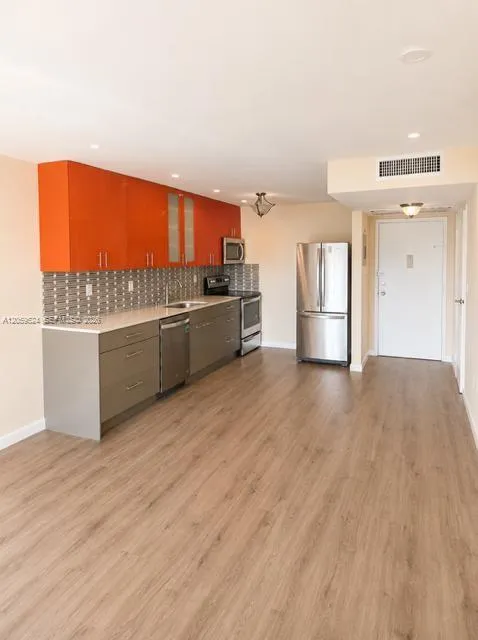 800 Parkview Dr #716 Hallandale Beach, FL 33009