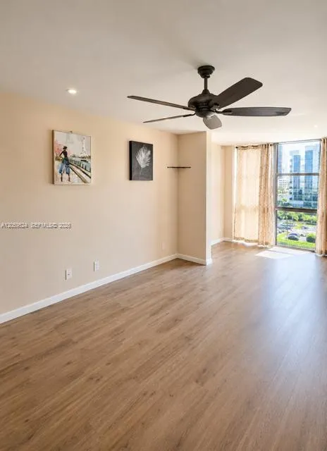800 Parkview Dr #716 Hallandale Beach, FL 33009