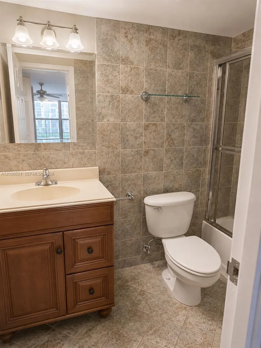 800 Parkview Dr #716 Hallandale Beach, FL 33009