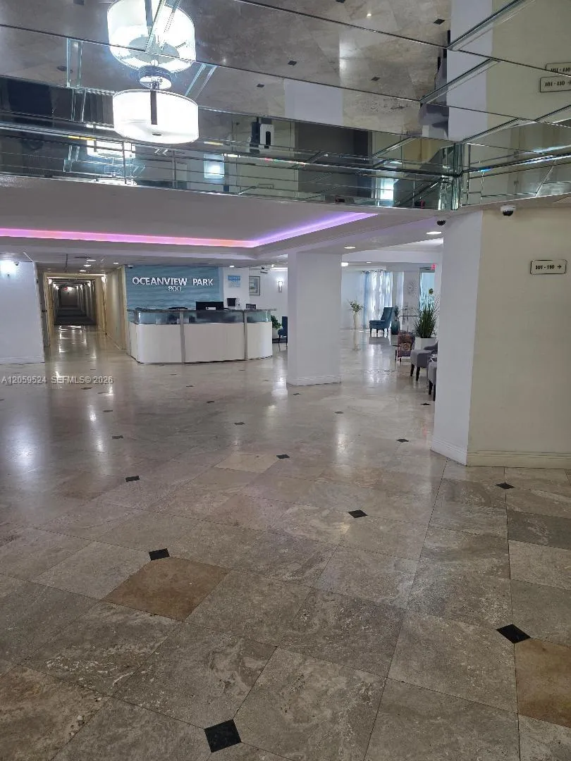 800 Parkview Dr #716 Hallandale Beach, FL 33009