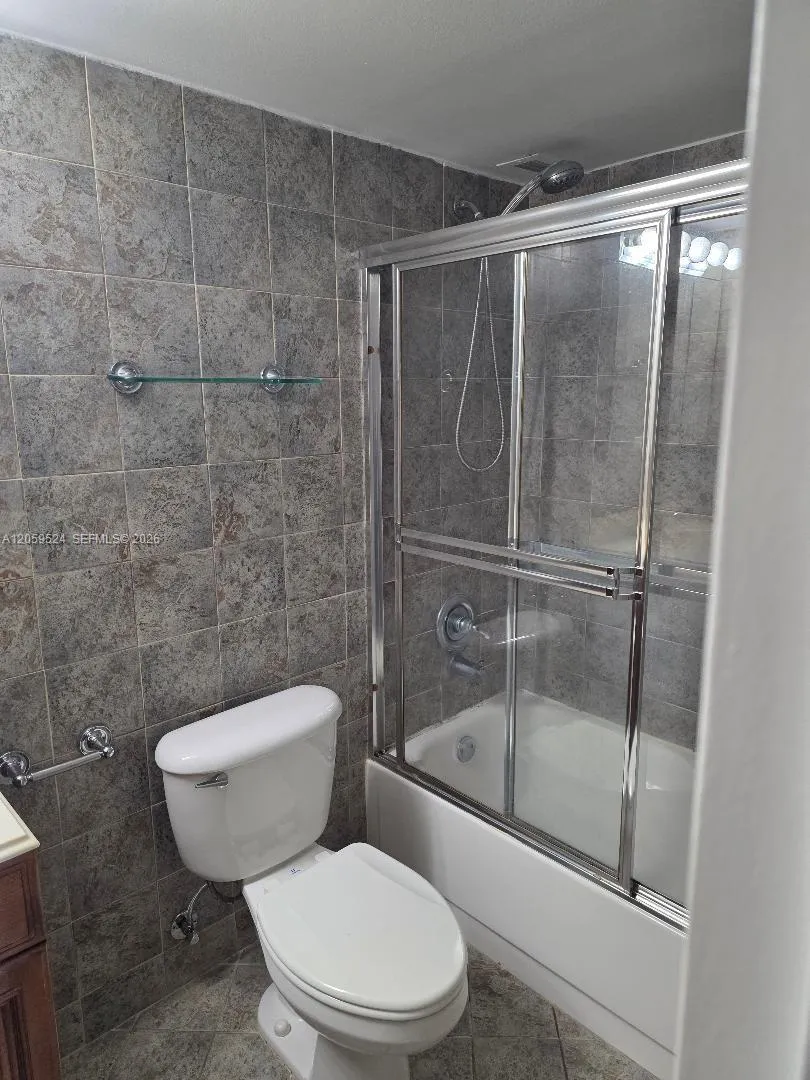 800 Parkview Dr #716 Hallandale Beach, FL 33009