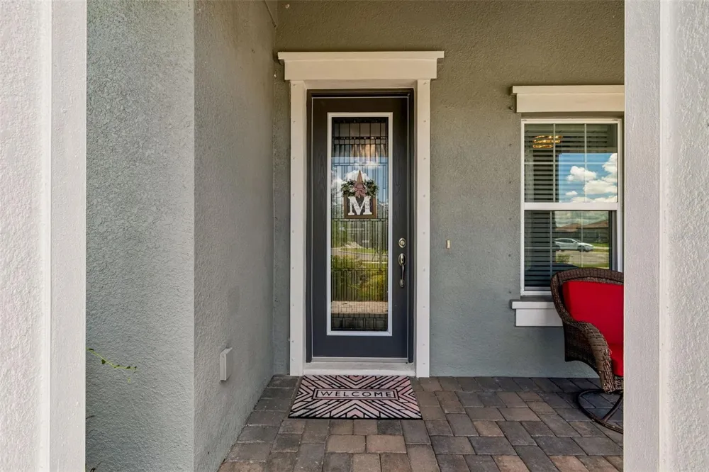 10597 MEADOWRUN DRIVE Lithia, FL 33547
