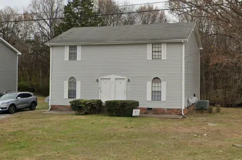 125 Holloway Dr #A