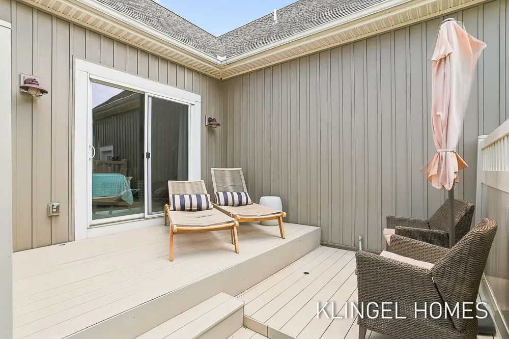 702 Elk Avenue Spring Lake, MI 49456