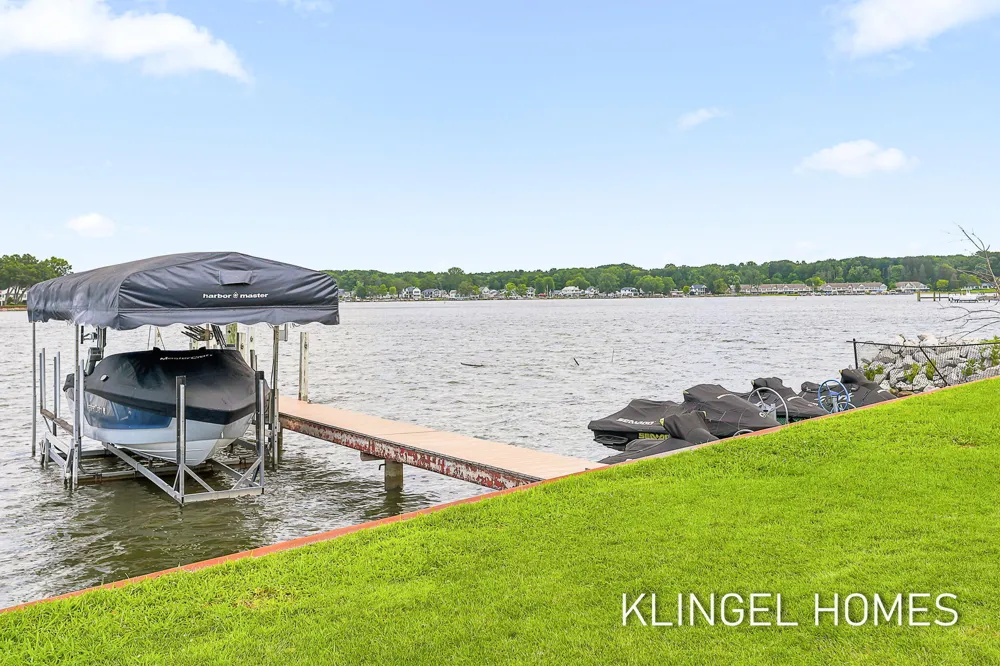 702 Elk Avenue Spring Lake, MI 49456