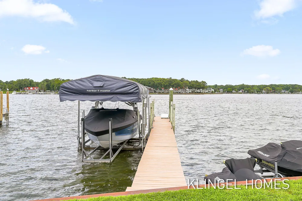 702 Elk Avenue Spring Lake, MI 49456