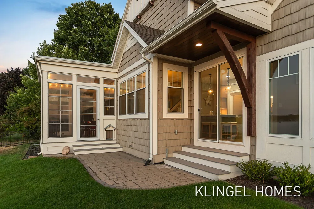 702 Elk Avenue Spring Lake, MI 49456