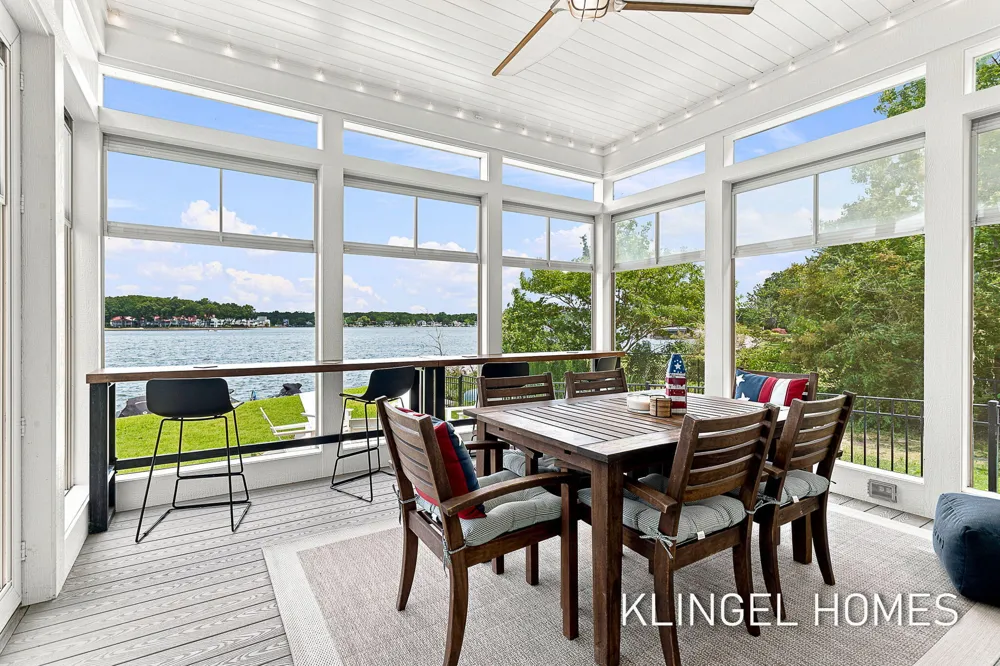 702 Elk Avenue Spring Lake, MI 49456
