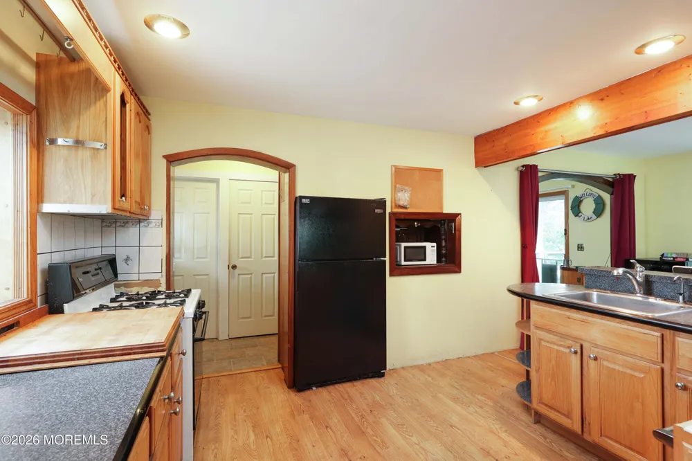 73 Manning Street Red Bank, NJ 07701