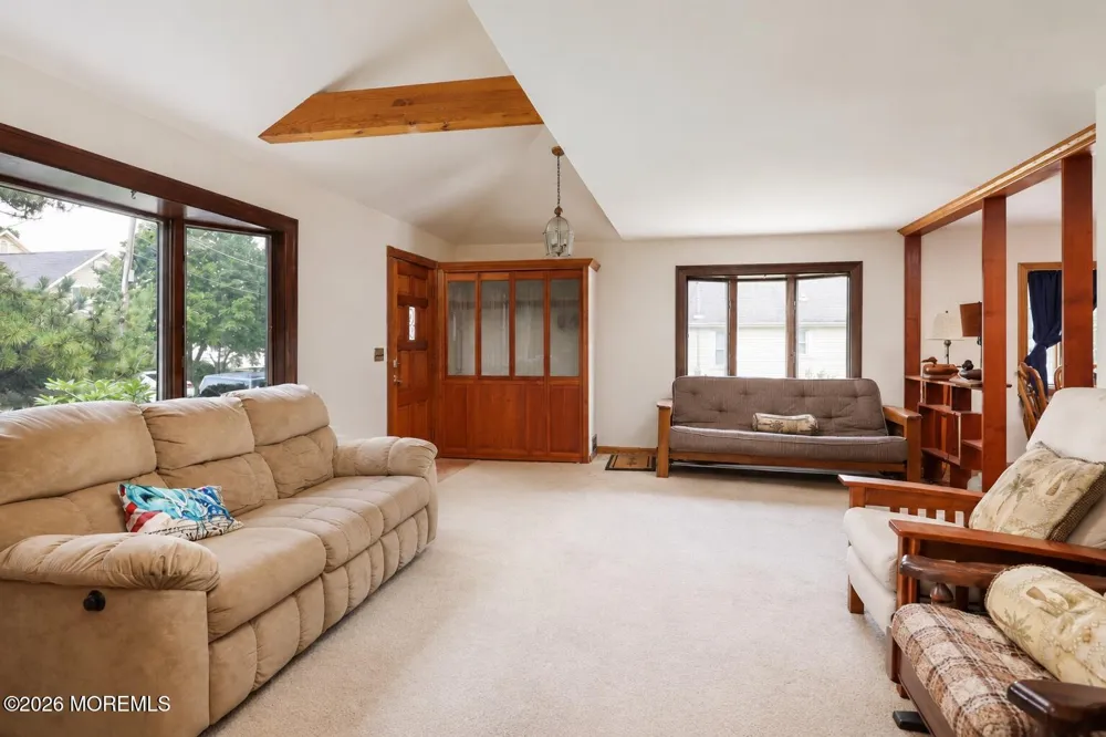 73 Manning Street Red Bank, NJ 07701