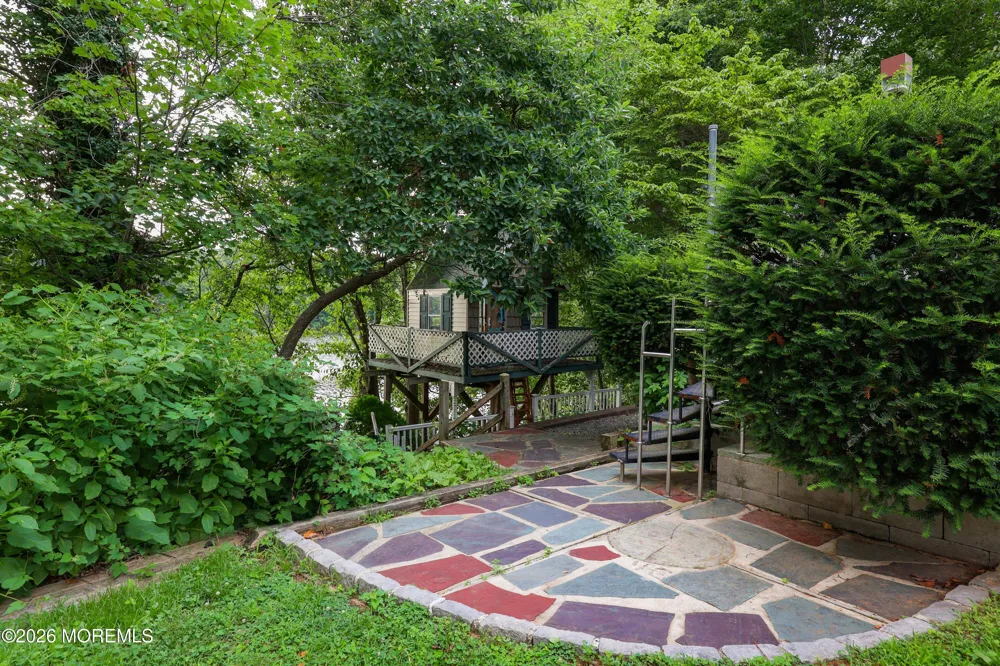 73 Manning Street Red Bank, NJ 07701