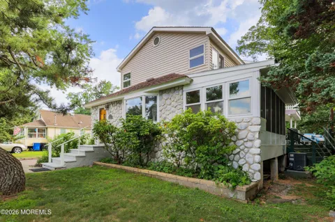 73 Manning Street