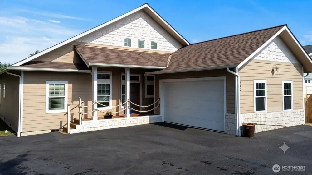 662 Point Brown Avenue SE Ocean Shores, WA 98569