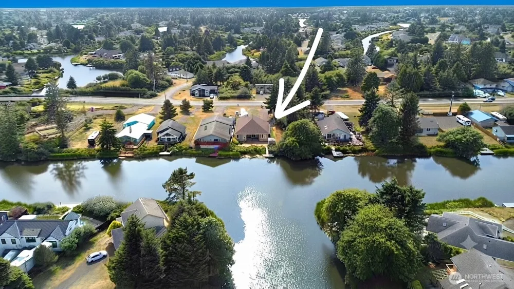 662 Point Brown Avenue SE Ocean Shores, WA 98569