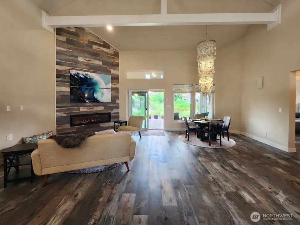 662 Point Brown Avenue SE Ocean Shores, WA 98569