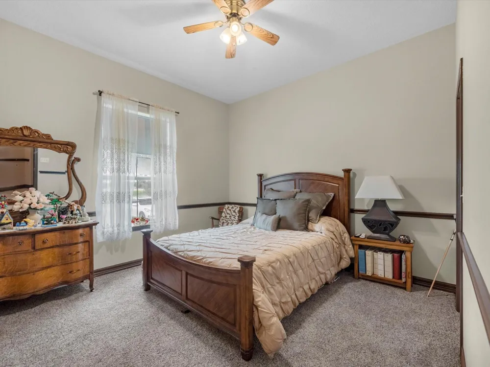530 Chisolm Trail Simonton, TX 77476