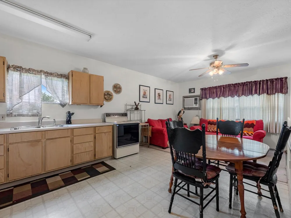 530 Chisolm Trail Simonton, TX 77476