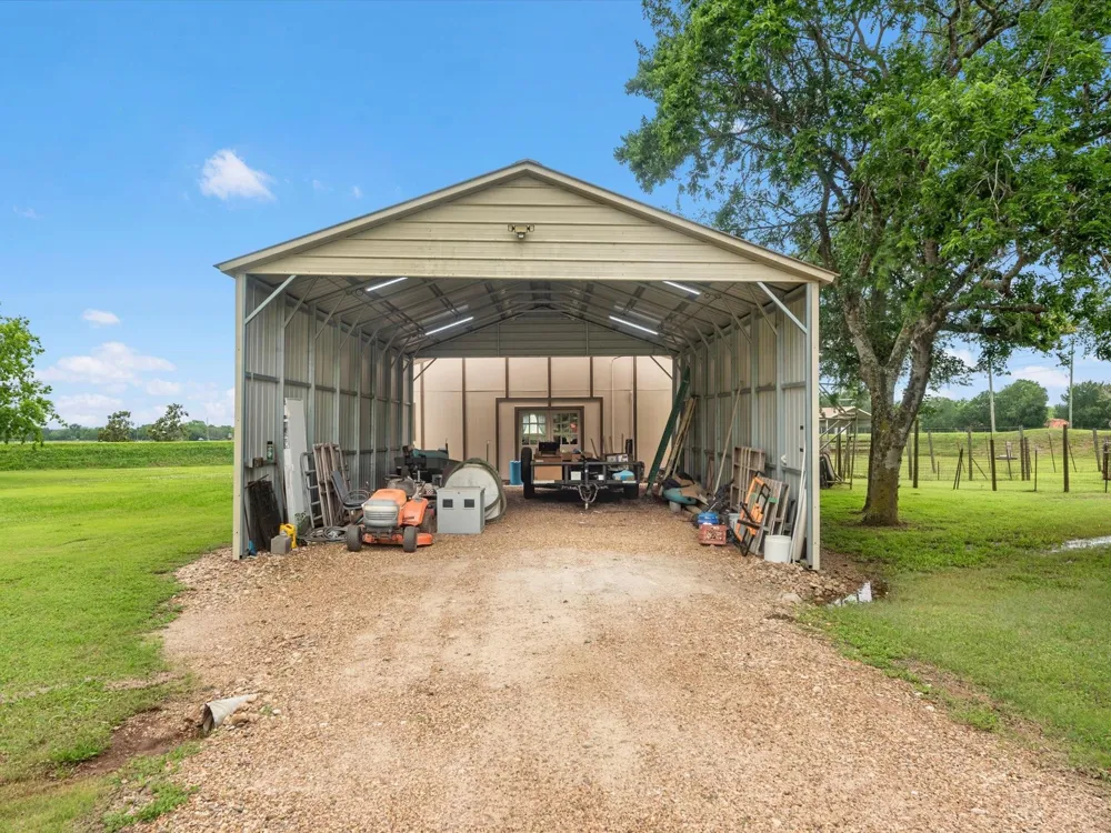 530 Chisolm Trail Simonton, TX 77476