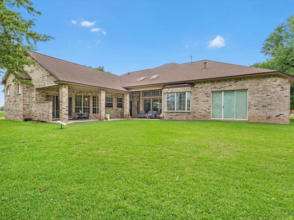 530 Chisolm Trail Simonton, TX 77476
