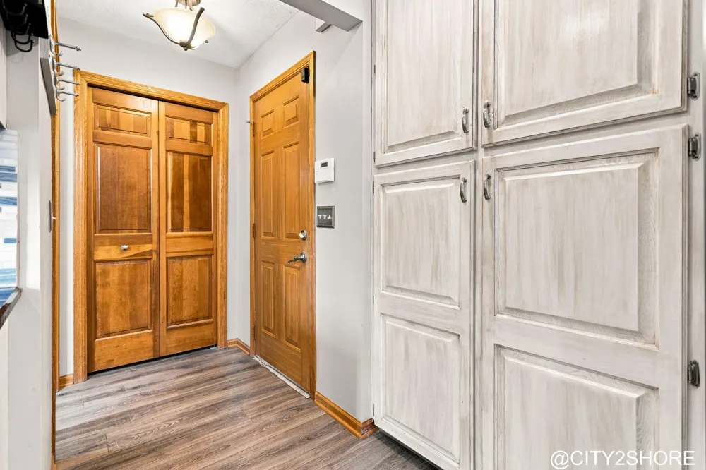6719 Crown Point Drive Hudsonville, MI 49426