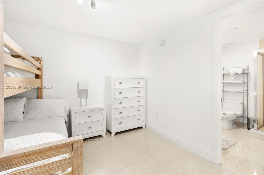 1800 S Ocean Dr #3008 Hallandale Beach, FL 33009