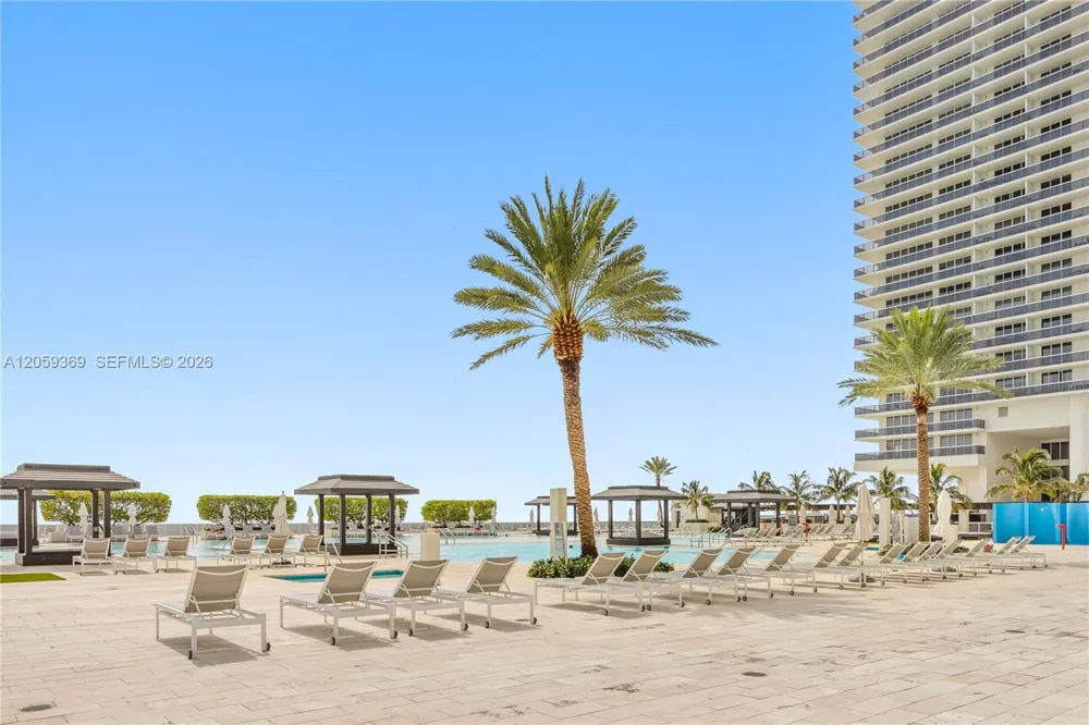 1800 S Ocean Dr #3008 Hallandale Beach, FL 33009