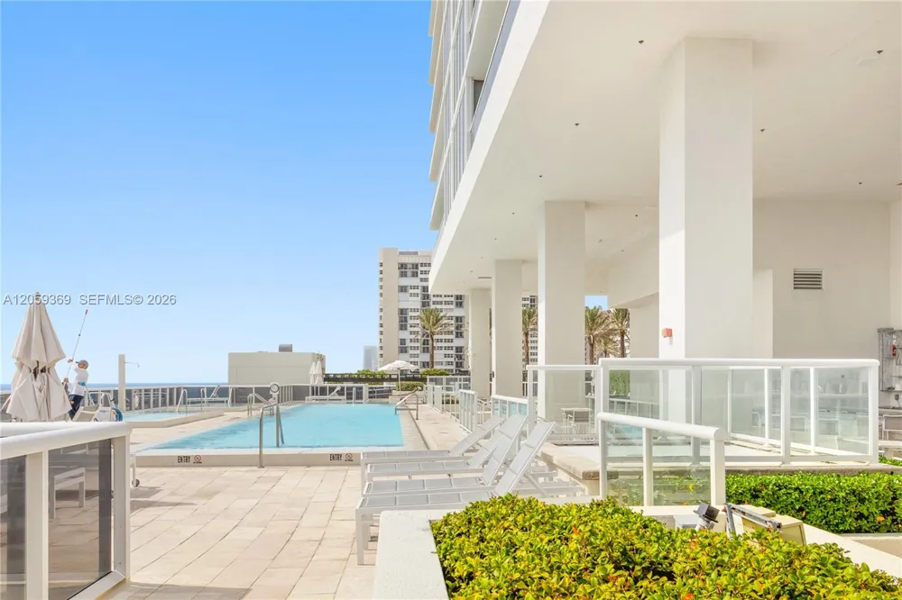 1800 S Ocean Dr #3008 Hallandale Beach, FL 33009