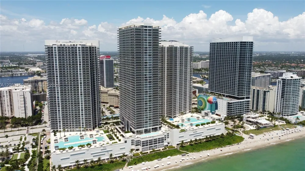 1800 S Ocean Dr #3008 Hallandale Beach, FL 33009