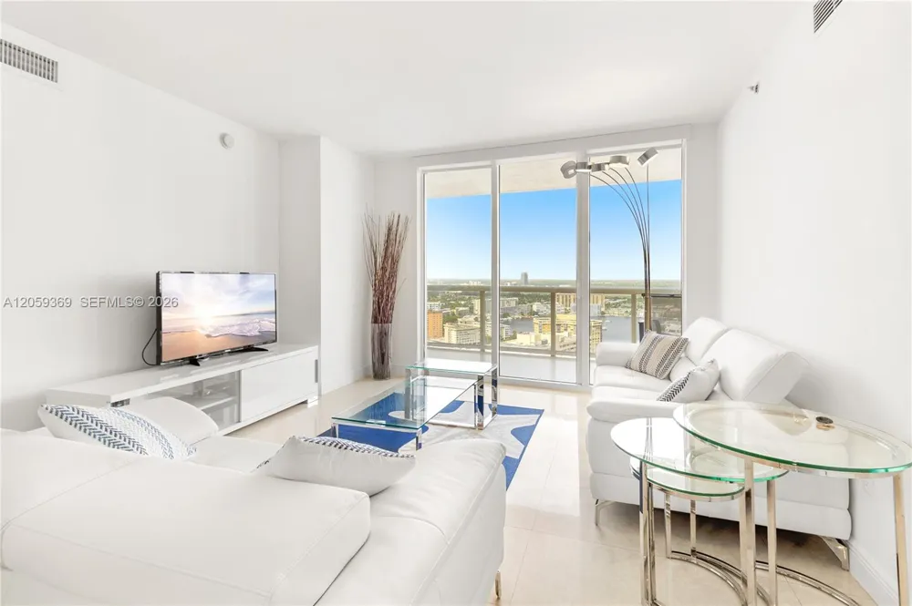 1800 S Ocean Dr #3008 Hallandale Beach, FL 33009