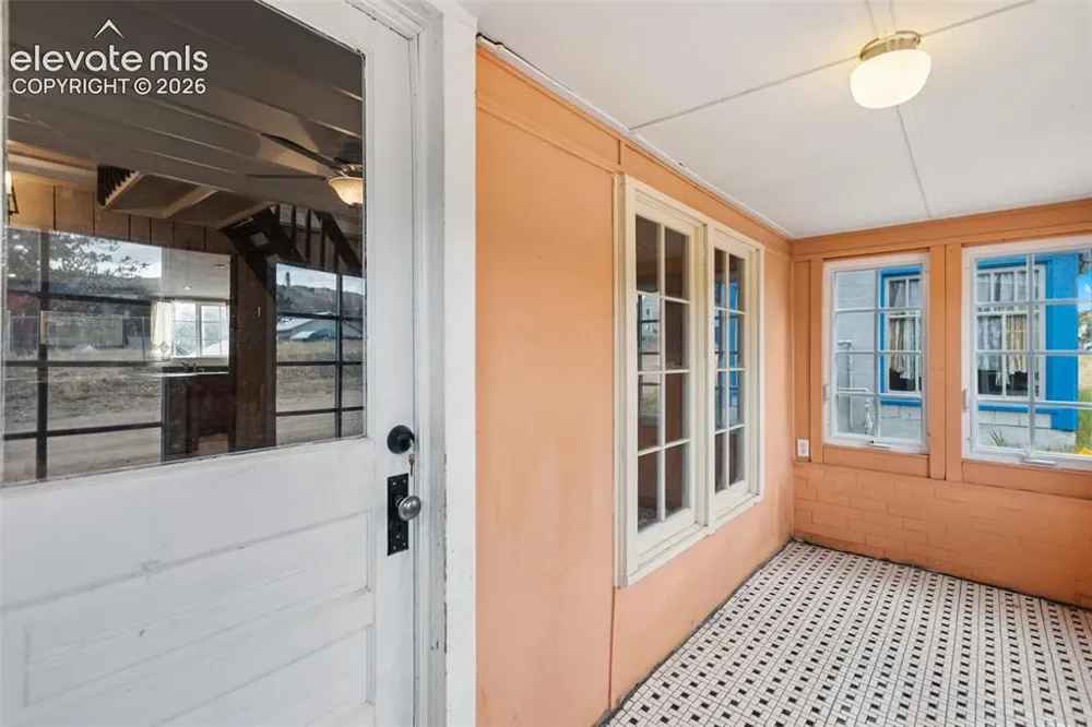 102 Spicer Avenue Victor, CO 80860