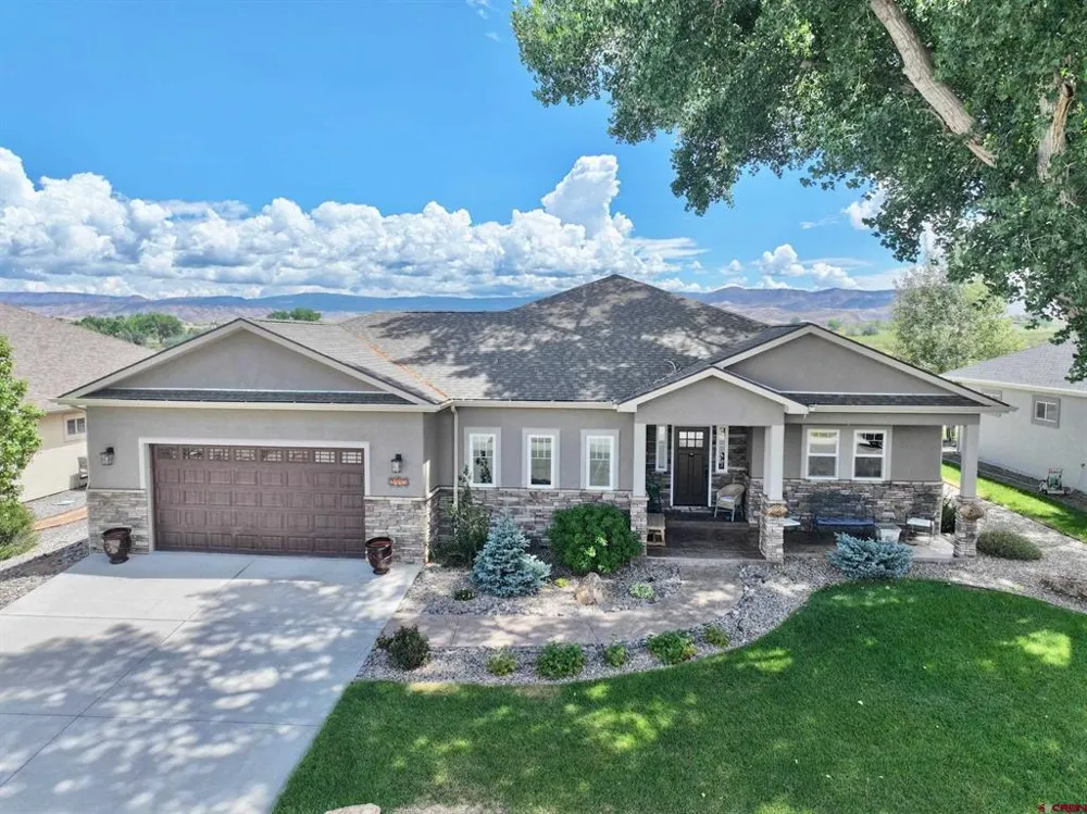 3443 Honey Locust Drive Montrose, CO 81401