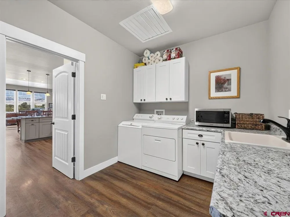3443 Honey Locust Drive Montrose, CO 81401