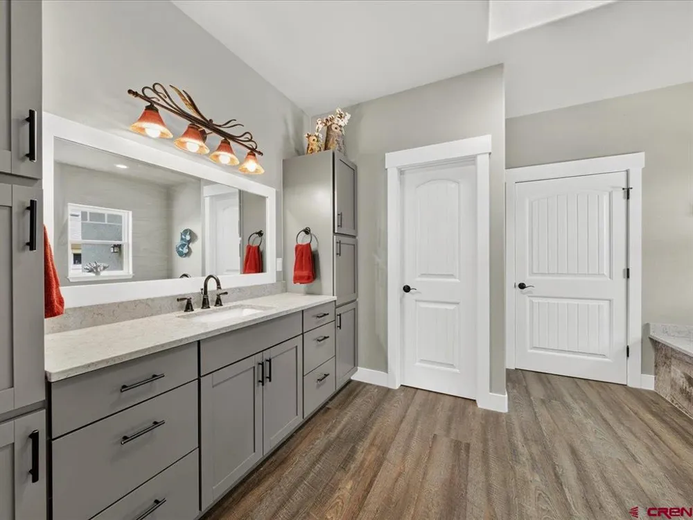 3443 Honey Locust Drive Montrose, CO 81401