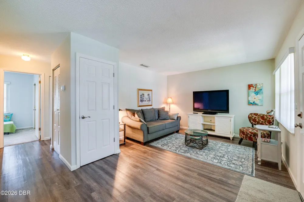 840 Center Avenue #10 Holly Hill, FL 32117