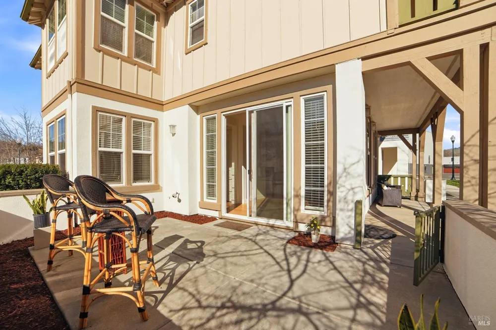4077 Calloway Drive Santa Rosa, CA 95409