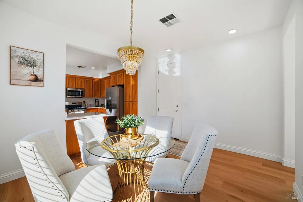 4077 Calloway Drive Santa Rosa, CA 95409