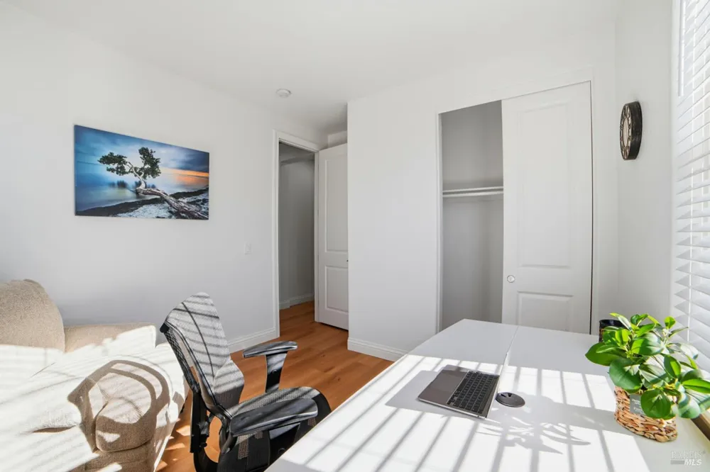 4077 Calloway Drive Santa Rosa, CA 95409