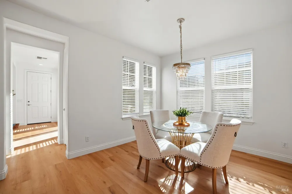 4077 Calloway Drive Santa Rosa, CA 95409
