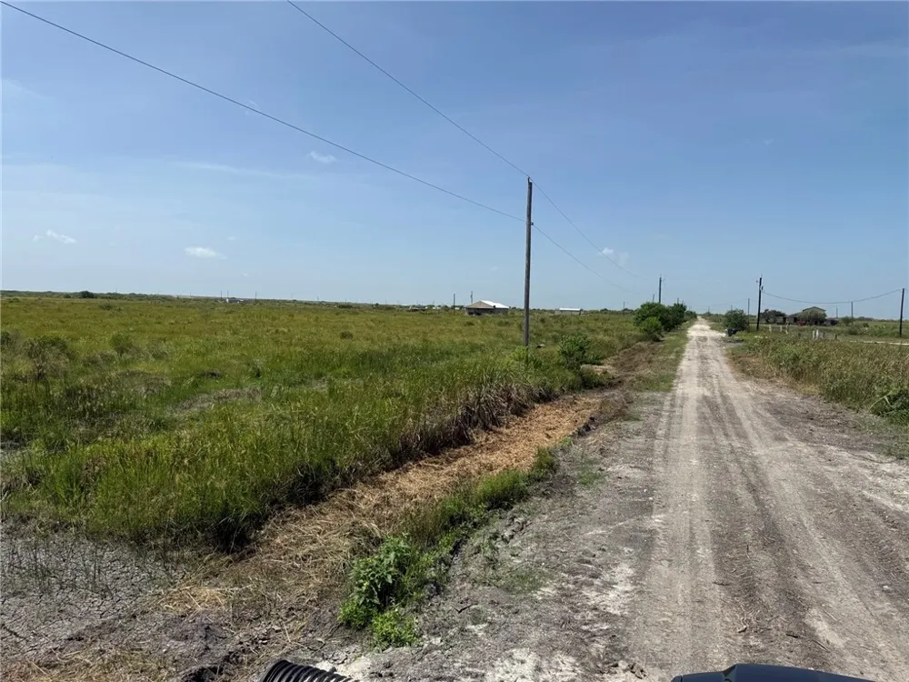 192 Joey Drive Taft, TX 78390