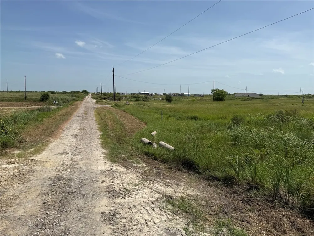 192 Joey Drive Taft, TX 78390