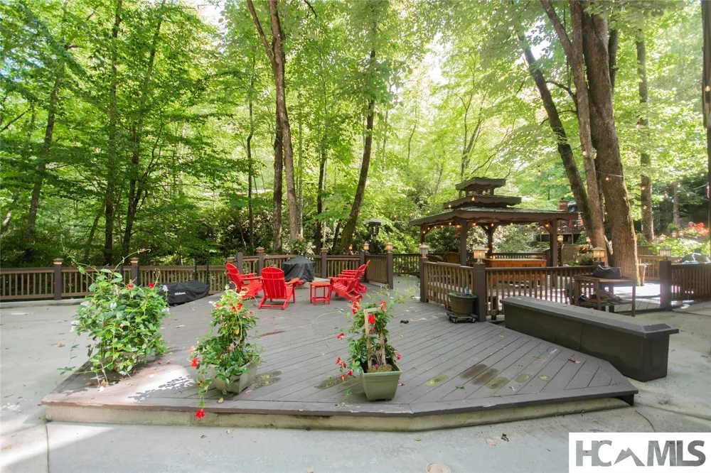 147 Teague Estates Road Highlands, NC 28741