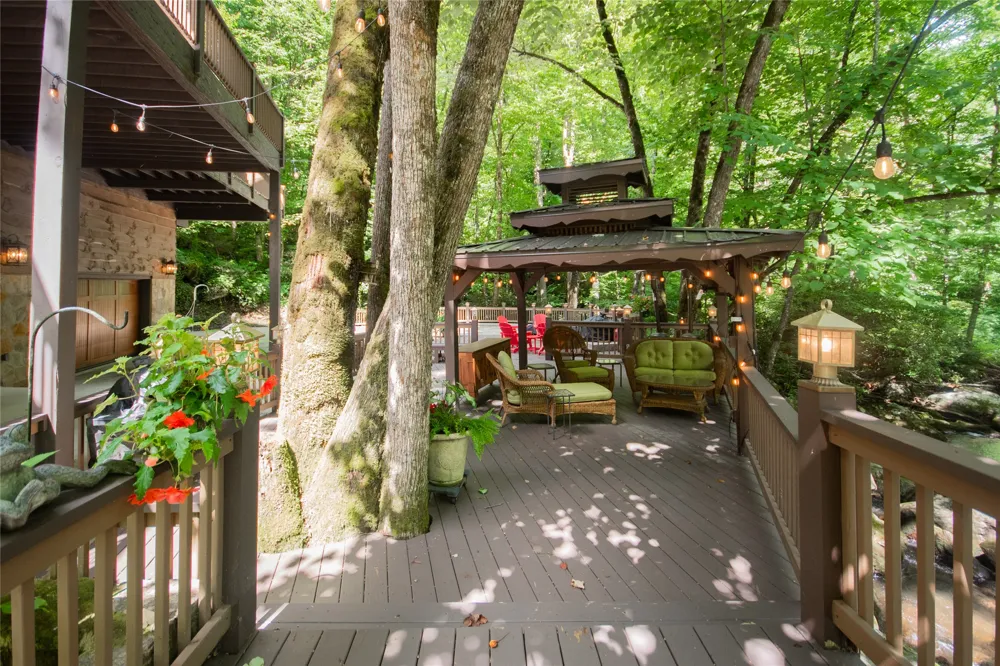 147 Teague Estates Road Highlands, NC 28741